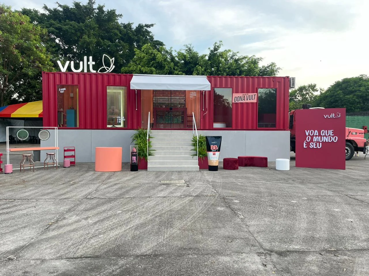 O que considerar na escolha de uma empresa de estandes